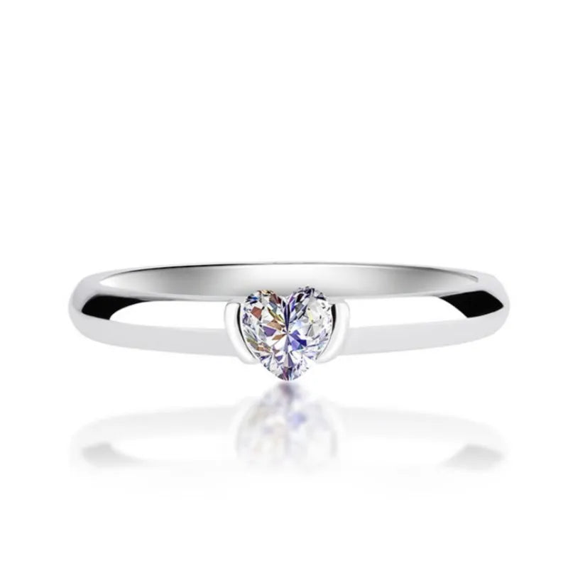 The Solitaire Heart Ring