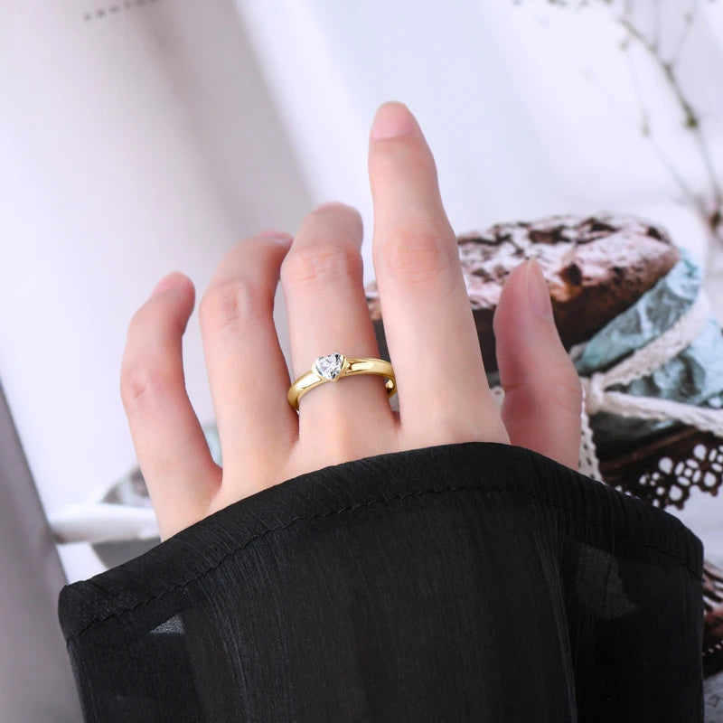 The Solitaire Heart Ring