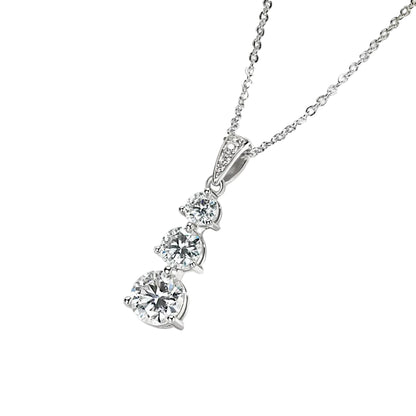 Amélie Trinity Moissanite Necklace