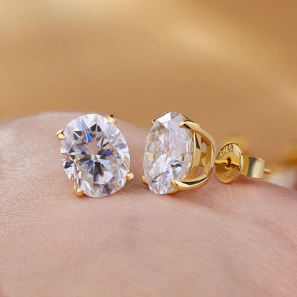 Evelyne Eclipse Moissanite Studs