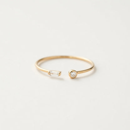 Open Adjustable Zirconia Ring in 925 Sterling Silver