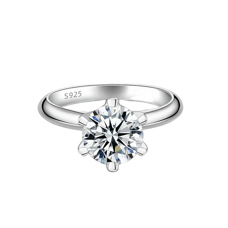 Lunaria Moissanite Solitaire