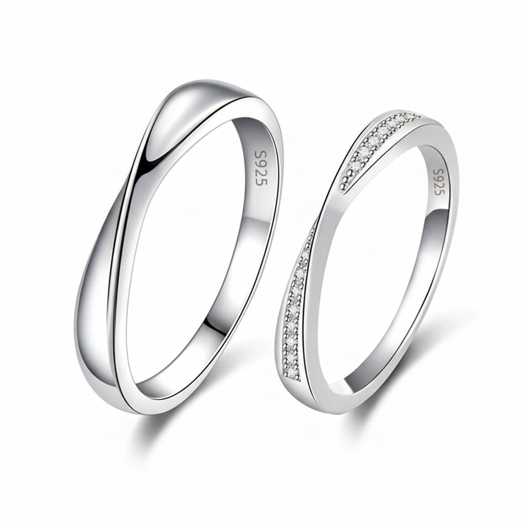 Aligned Ring — Sterling Silver & Moissanite