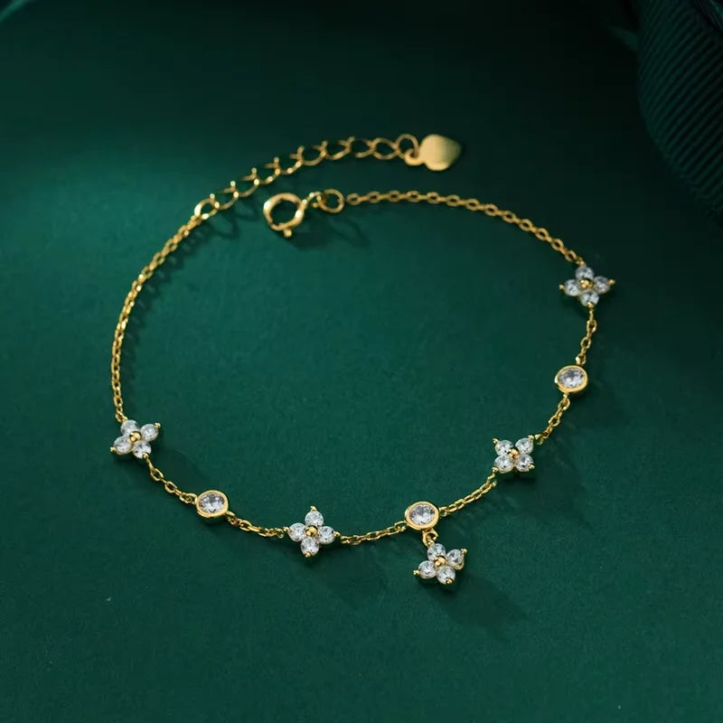 Isabella Moissanite Floral Bracelet